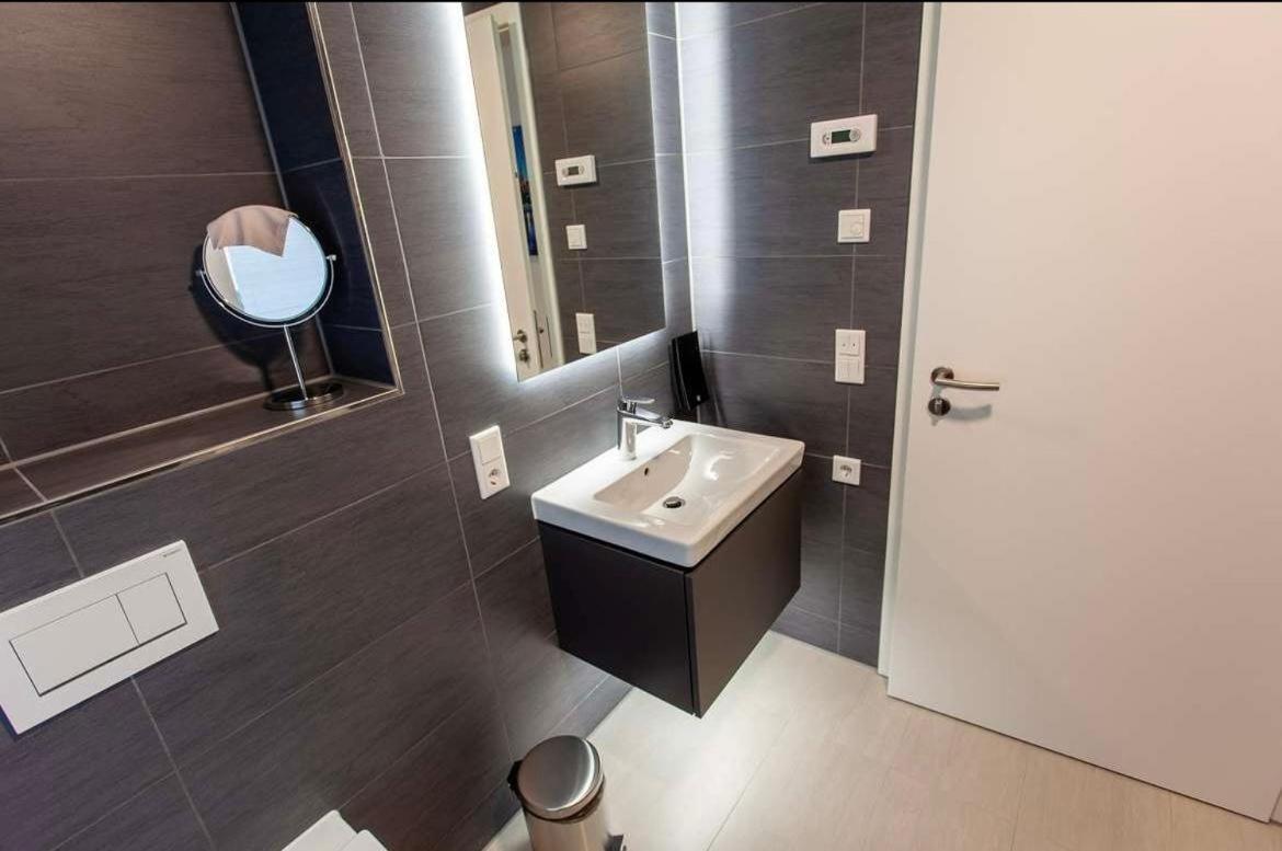 The Room Regensburg Exterior foto